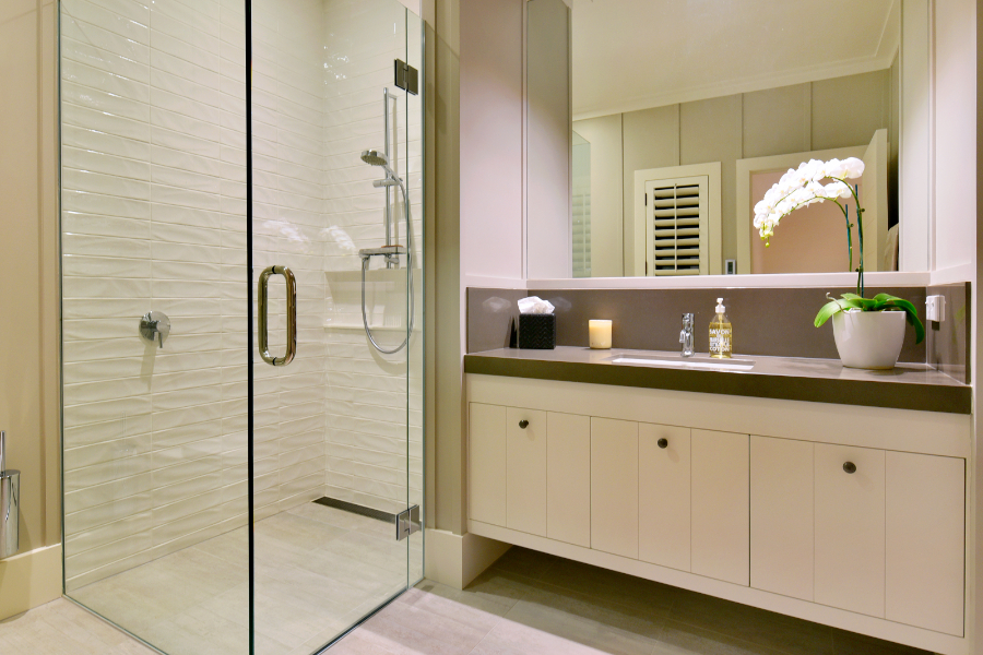Ultimate Luxury - JD Glover Homes -ensuite-515